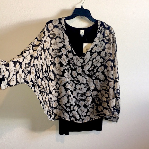 a.moon floral blouse - Picture 1 of 7